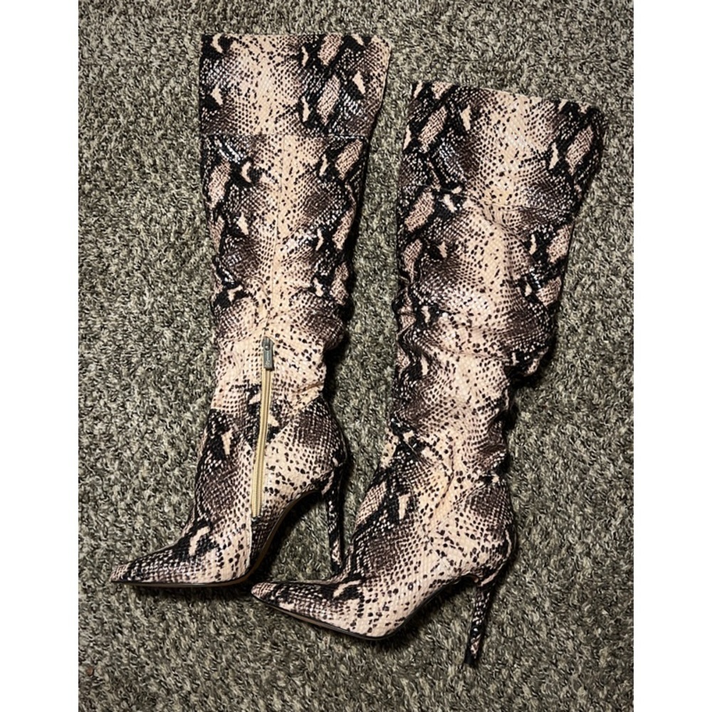 Loury Over The Knee Stiletto Boots - Picture 3 of 6